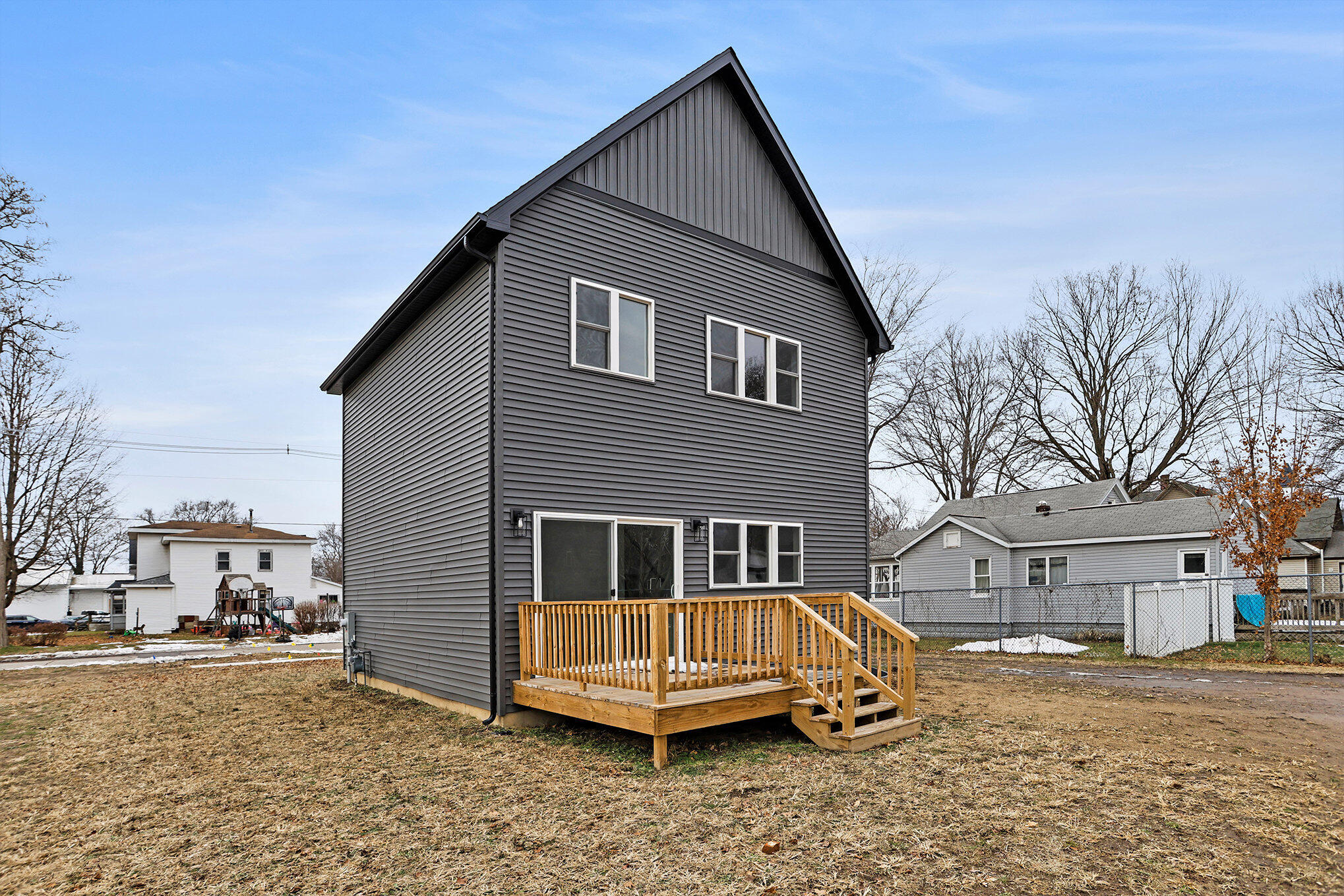 102 N Mill Street
