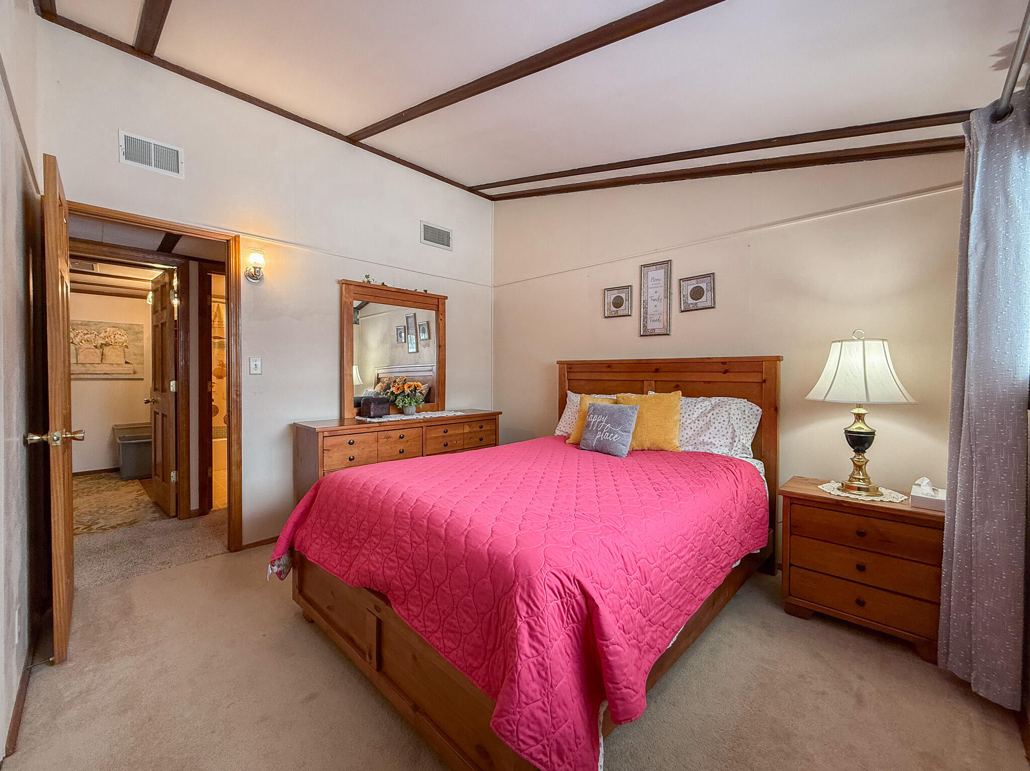 28860 Sarabyn Street