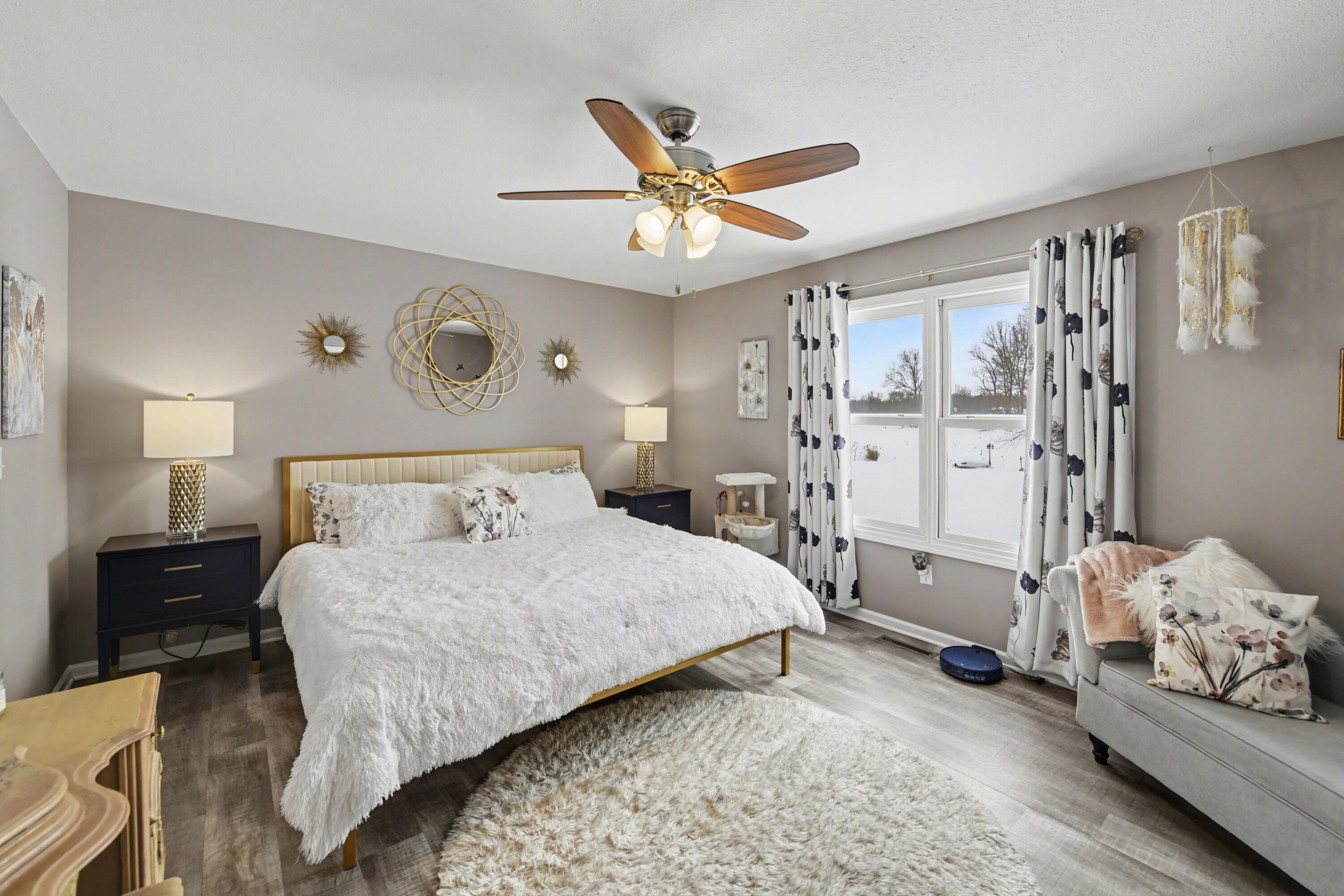 29413 Saddlebred Lane