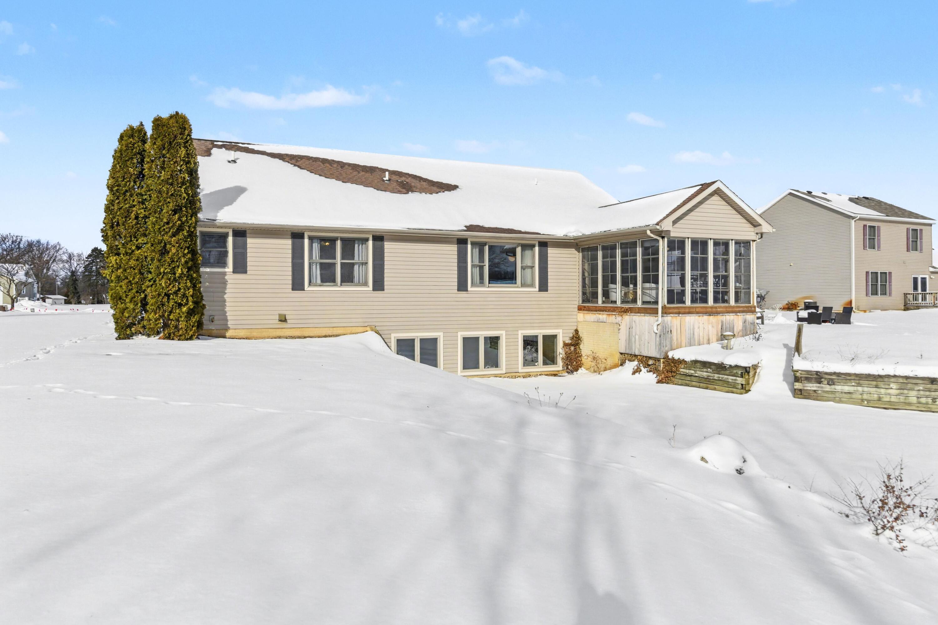 29413 Saddlebred Lane