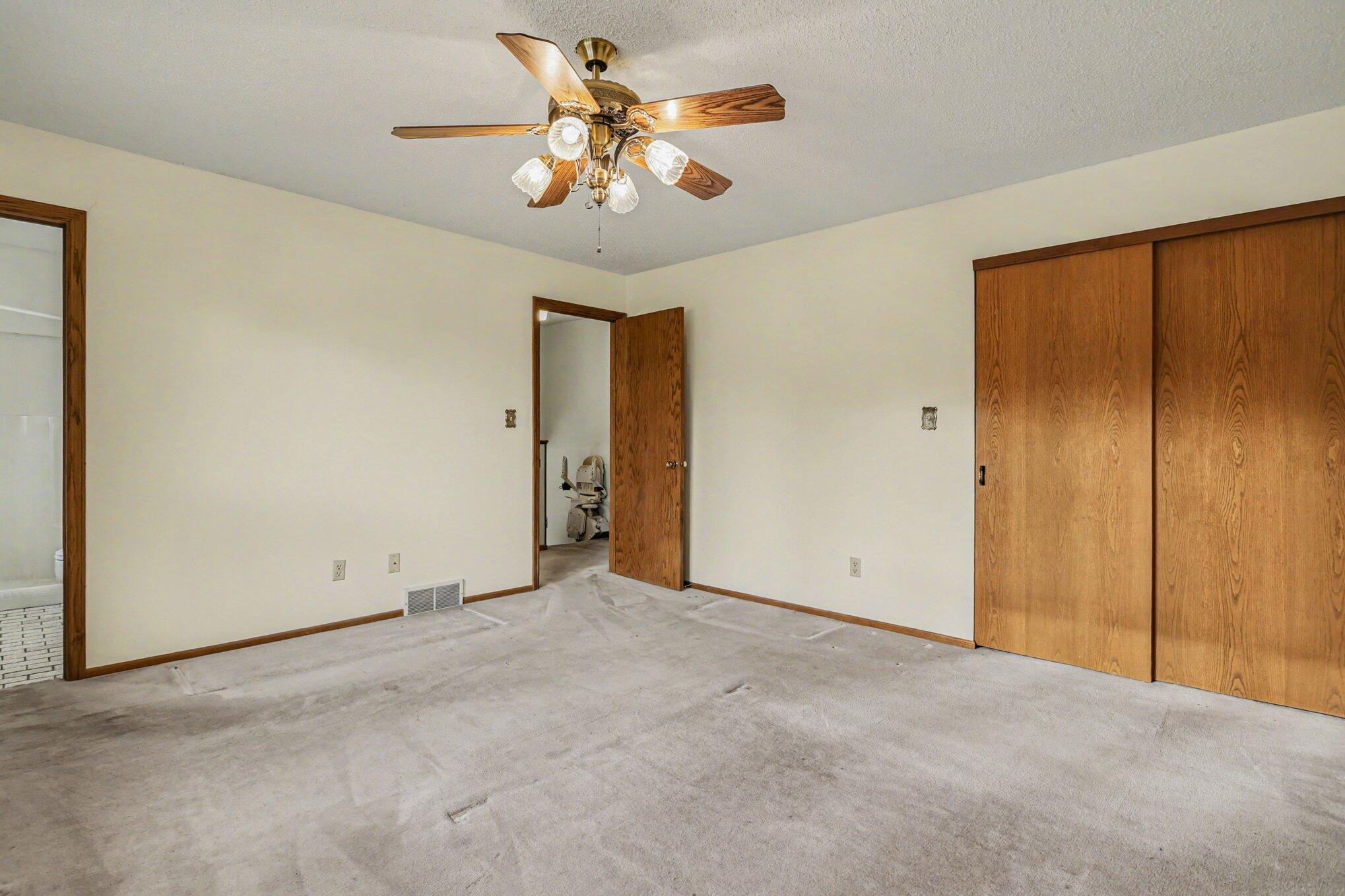 50507 Pleasant Street