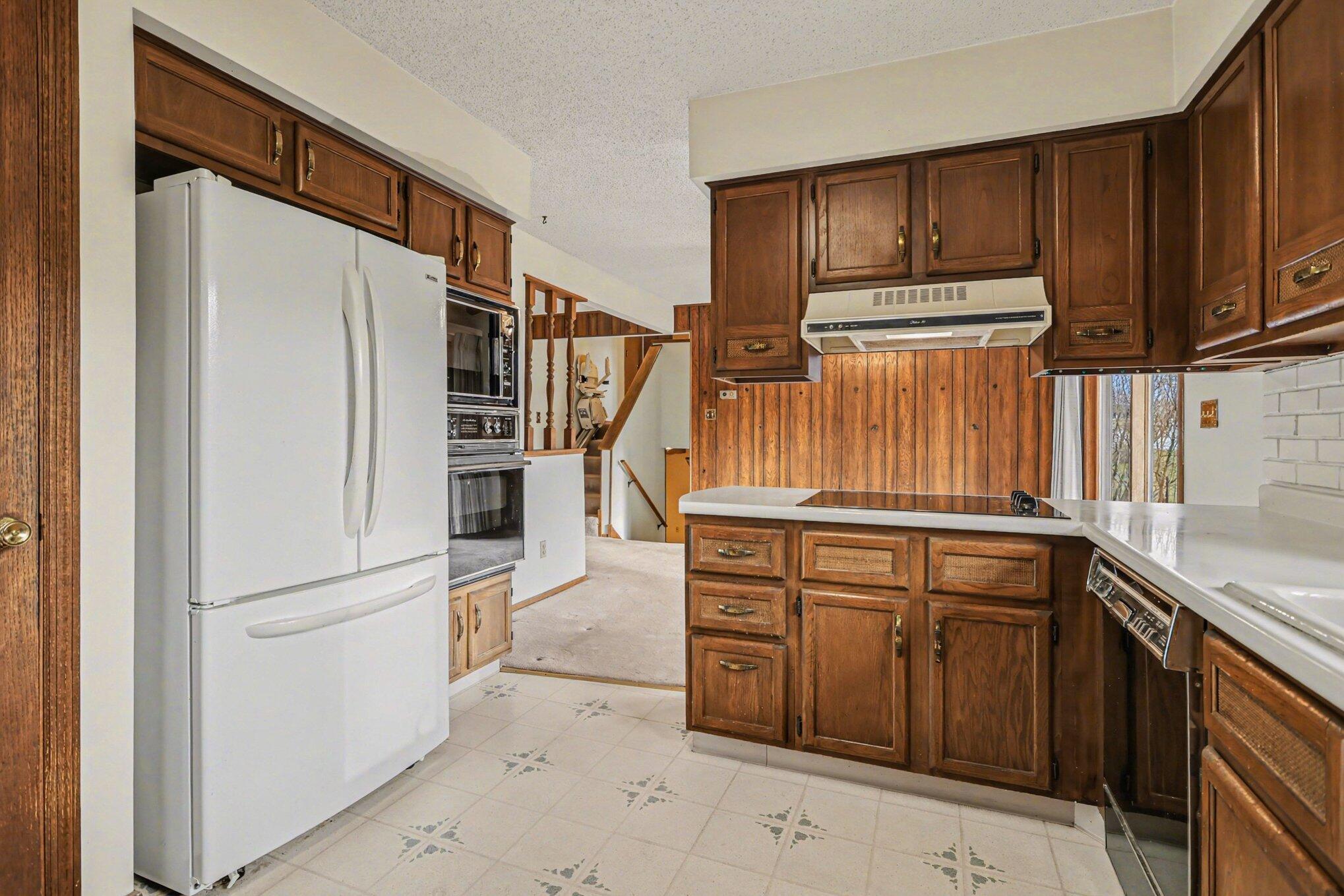 50507 Pleasant Street