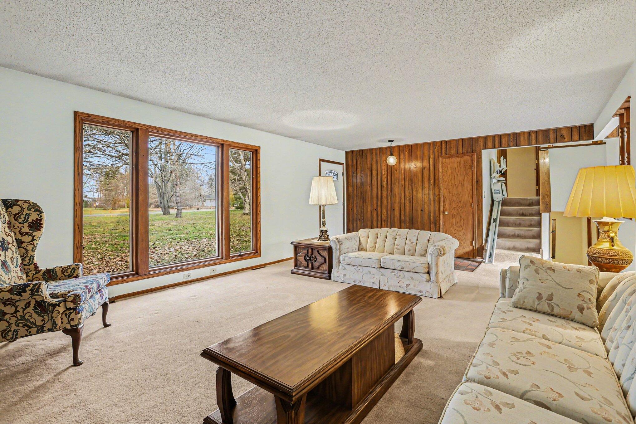 50507 Pleasant Street