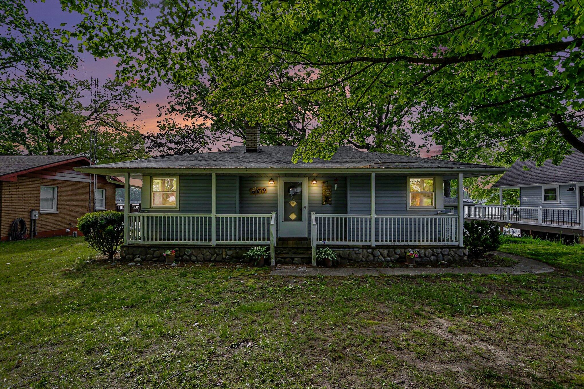 60779 W Oak Drive