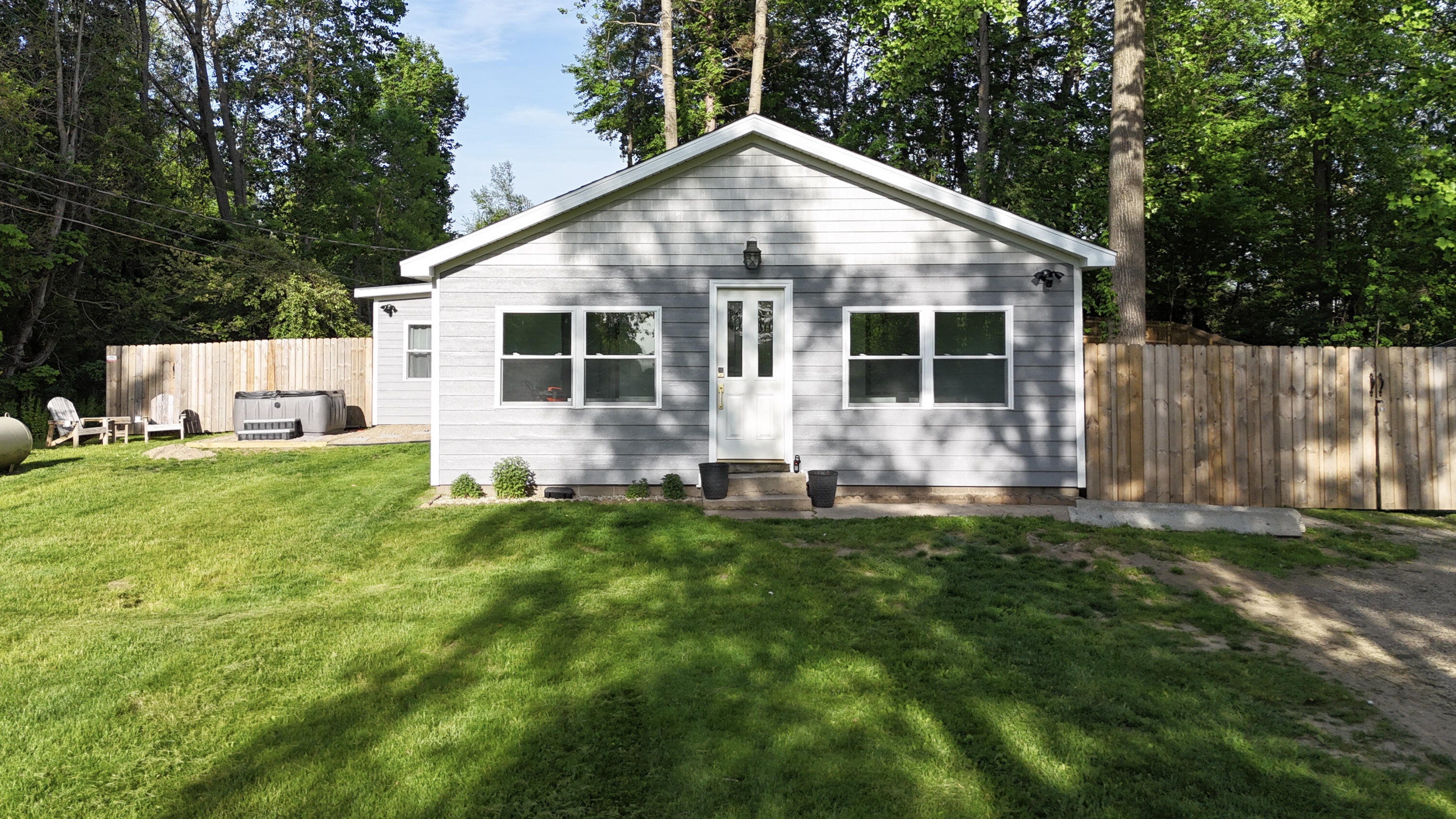 17259 Paradise Lake Road