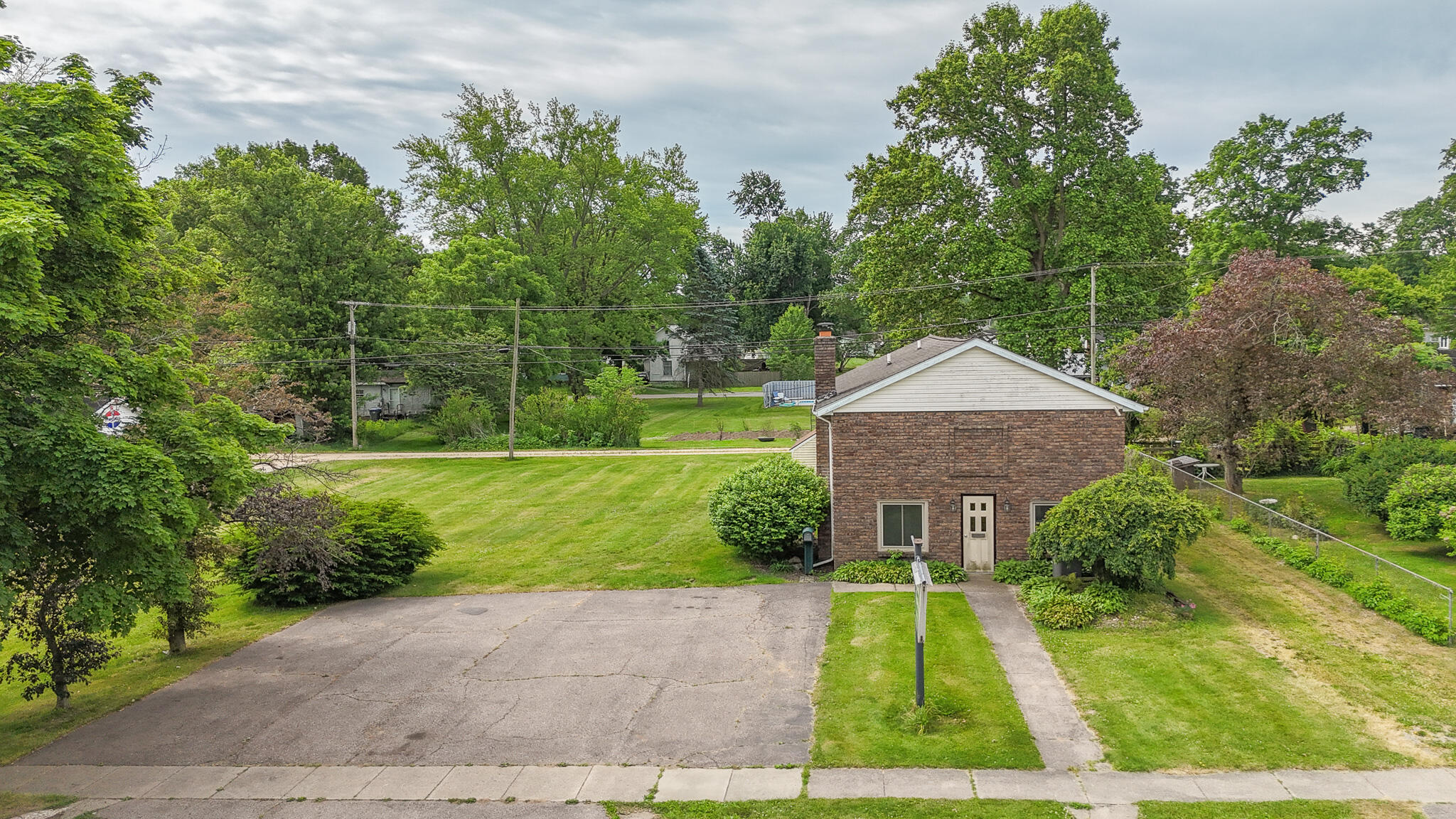 418 E Main Street