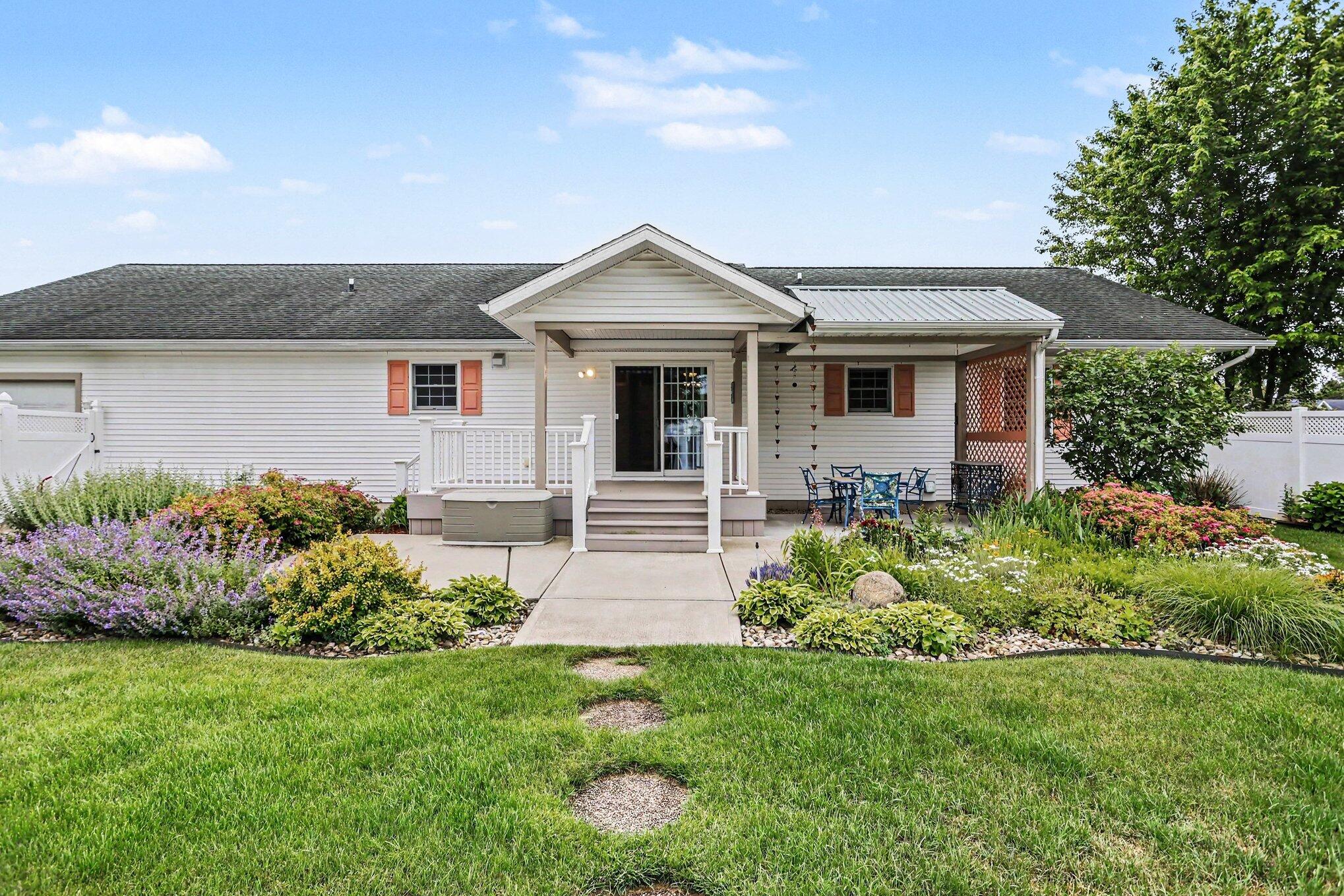 29390 Saddlebred Lane