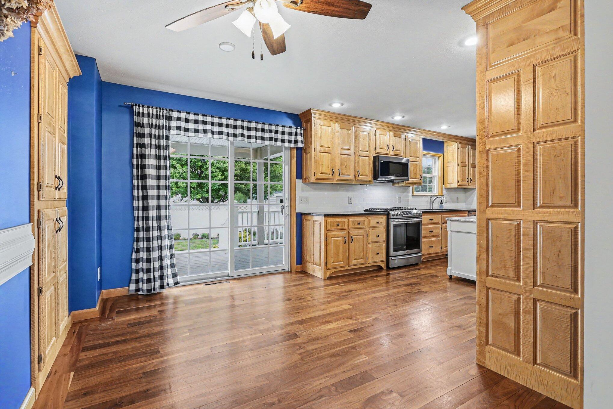 29390 Saddlebred Lane