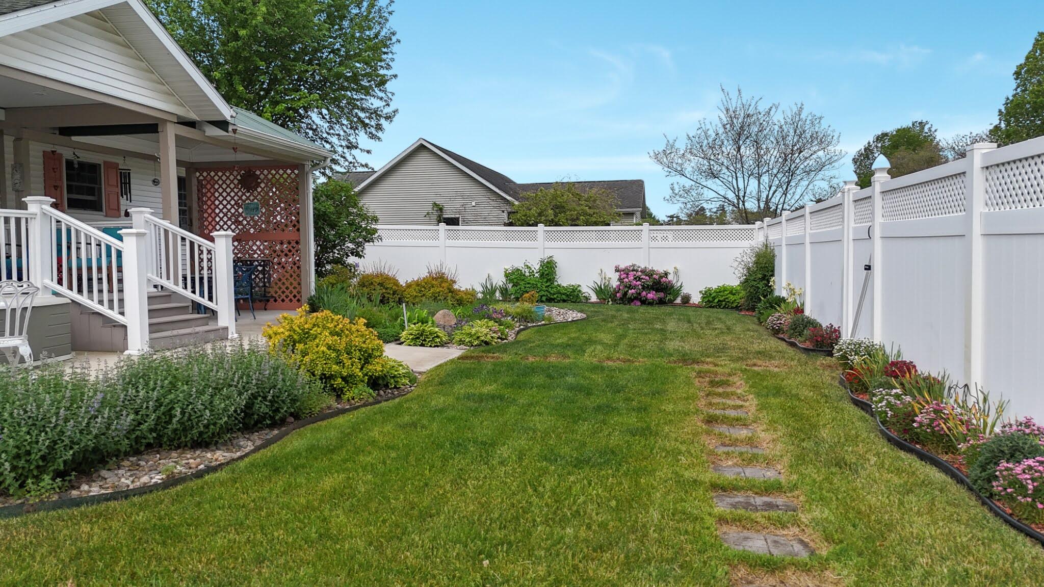 29390 Saddlebred Lane