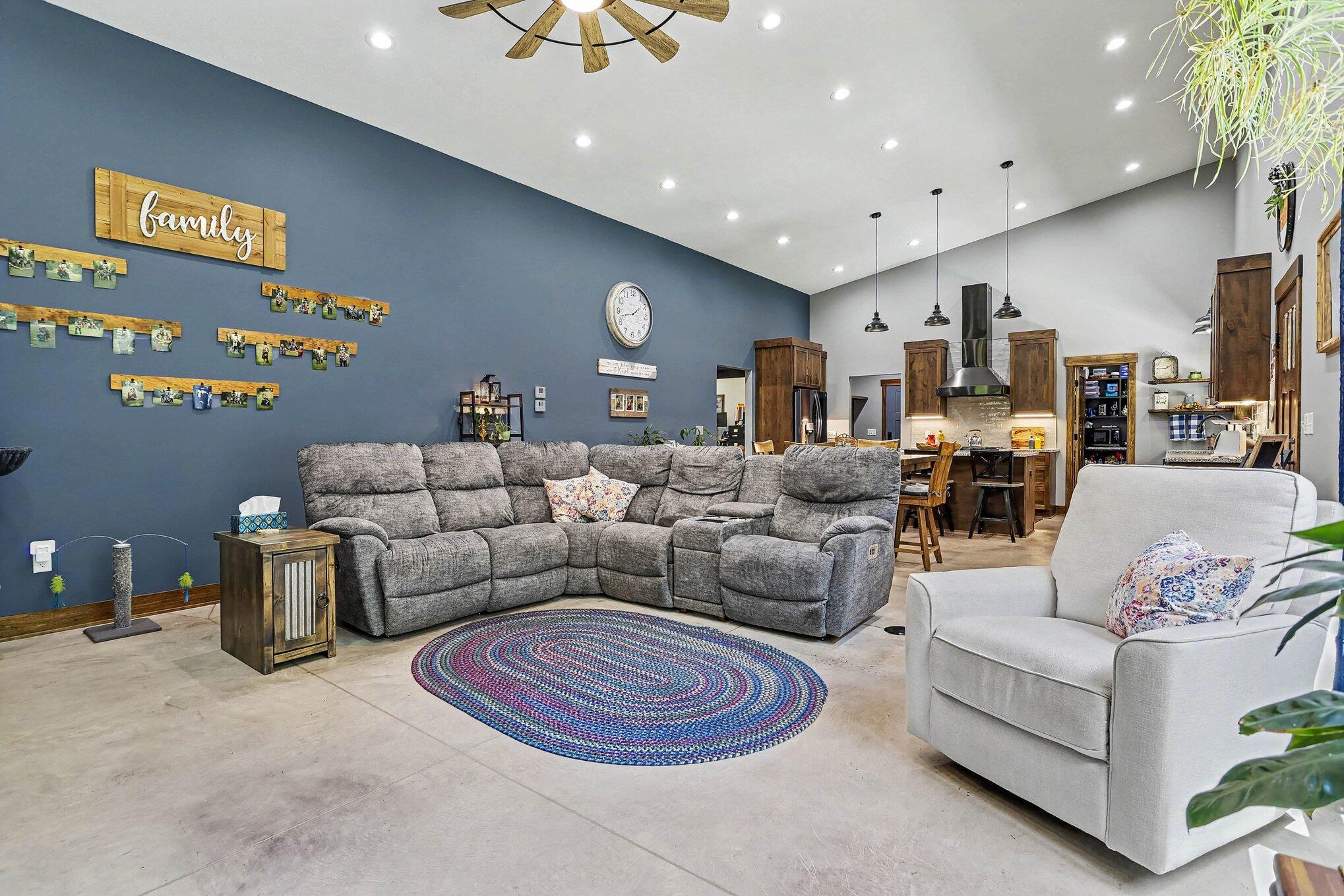 86960 County Road 681