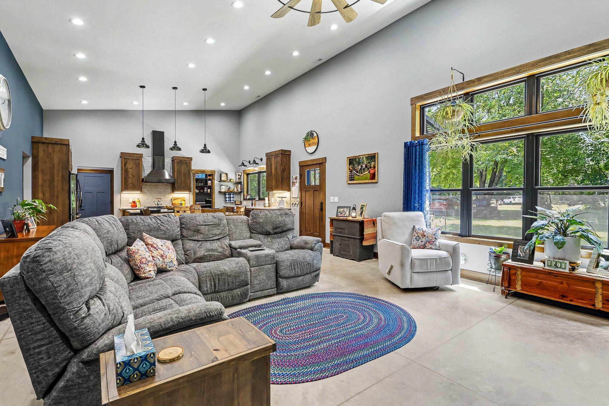 86960 County Road 681