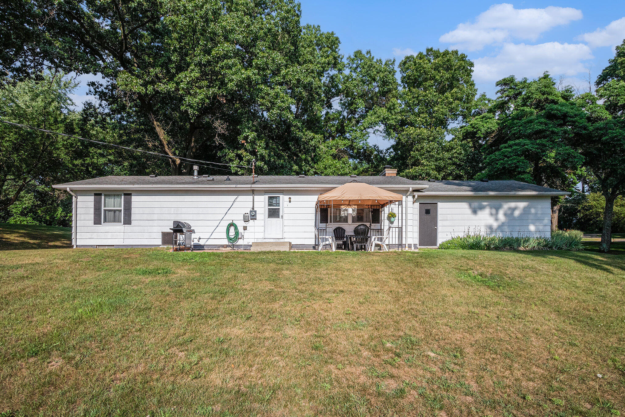 54348 Twin Lakes Road
