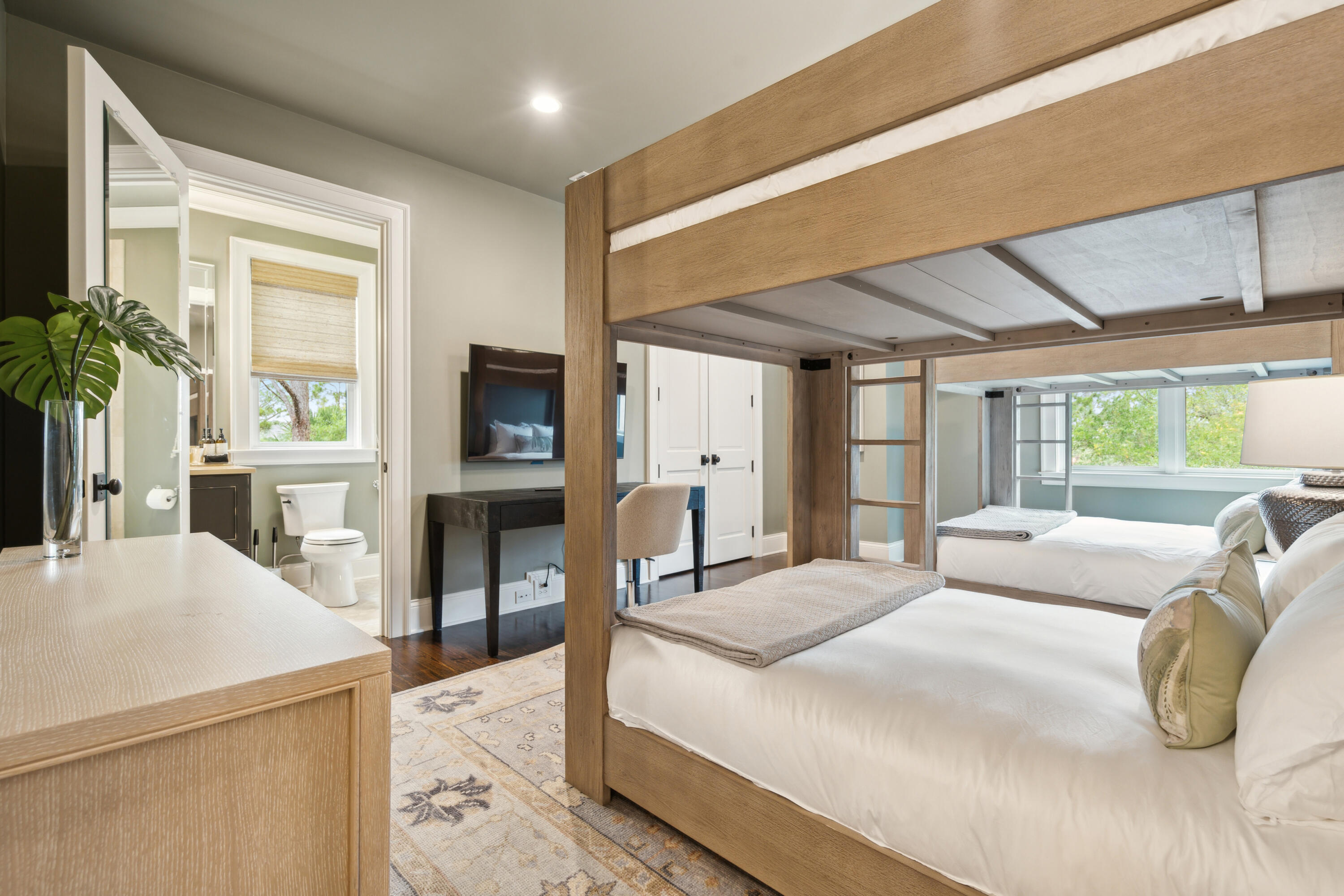 127 Blue Heron Pond Road Unit: E