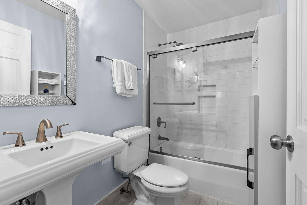 2764 Hidden Oak Drive