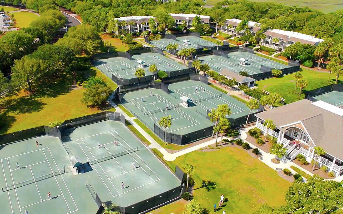 2764 Hidden Oak Drive