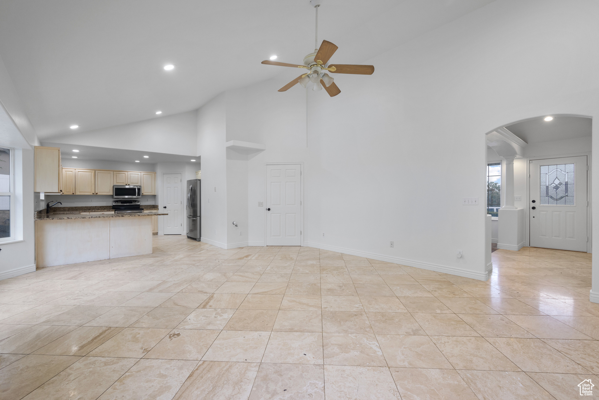 3810 W VALLEY VIEW DR