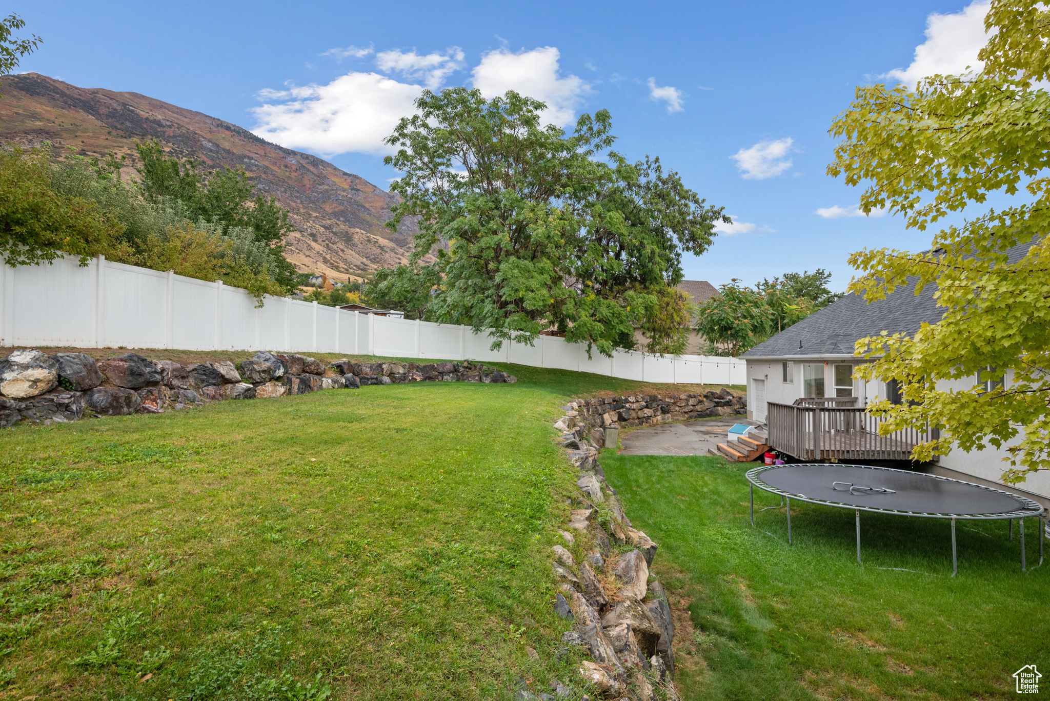 3810 W VALLEY VIEW DR