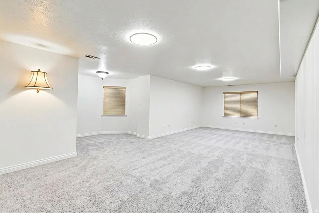 2407 E BENGAL BEND CV