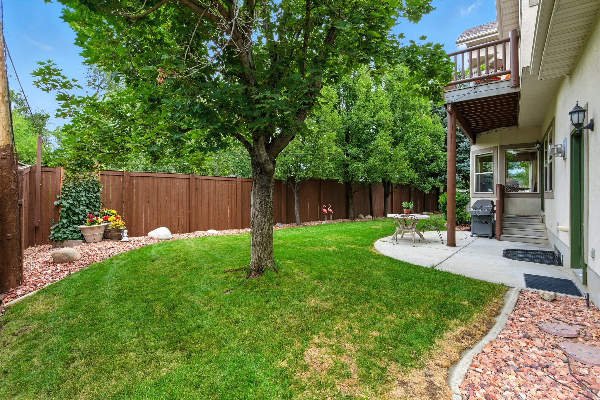 2407 E BENGAL BEND CV