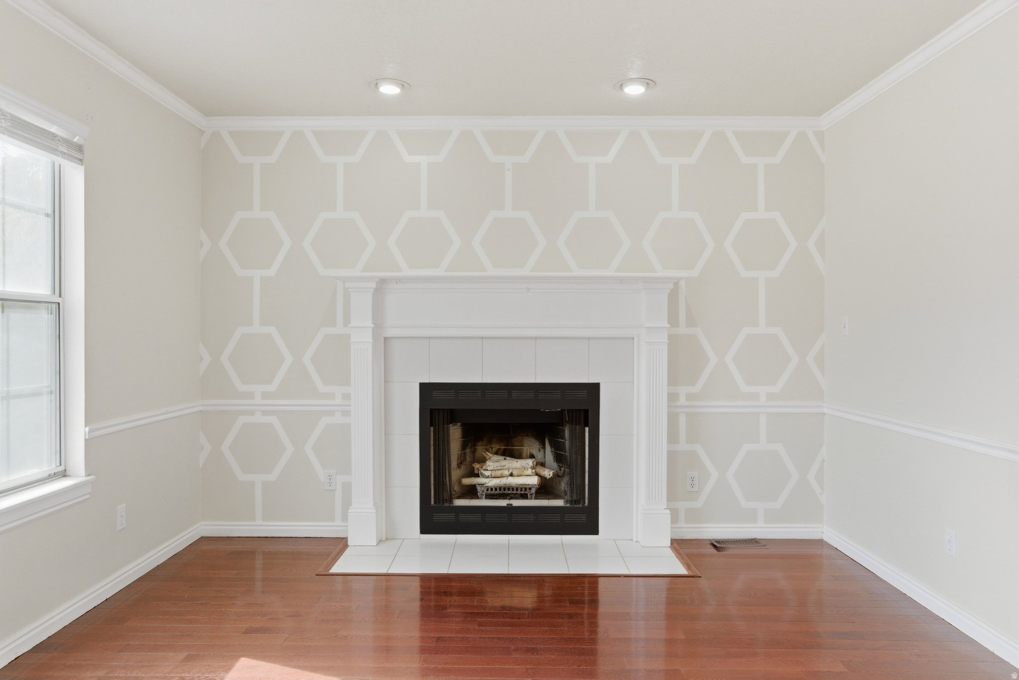 407 N 2150 W