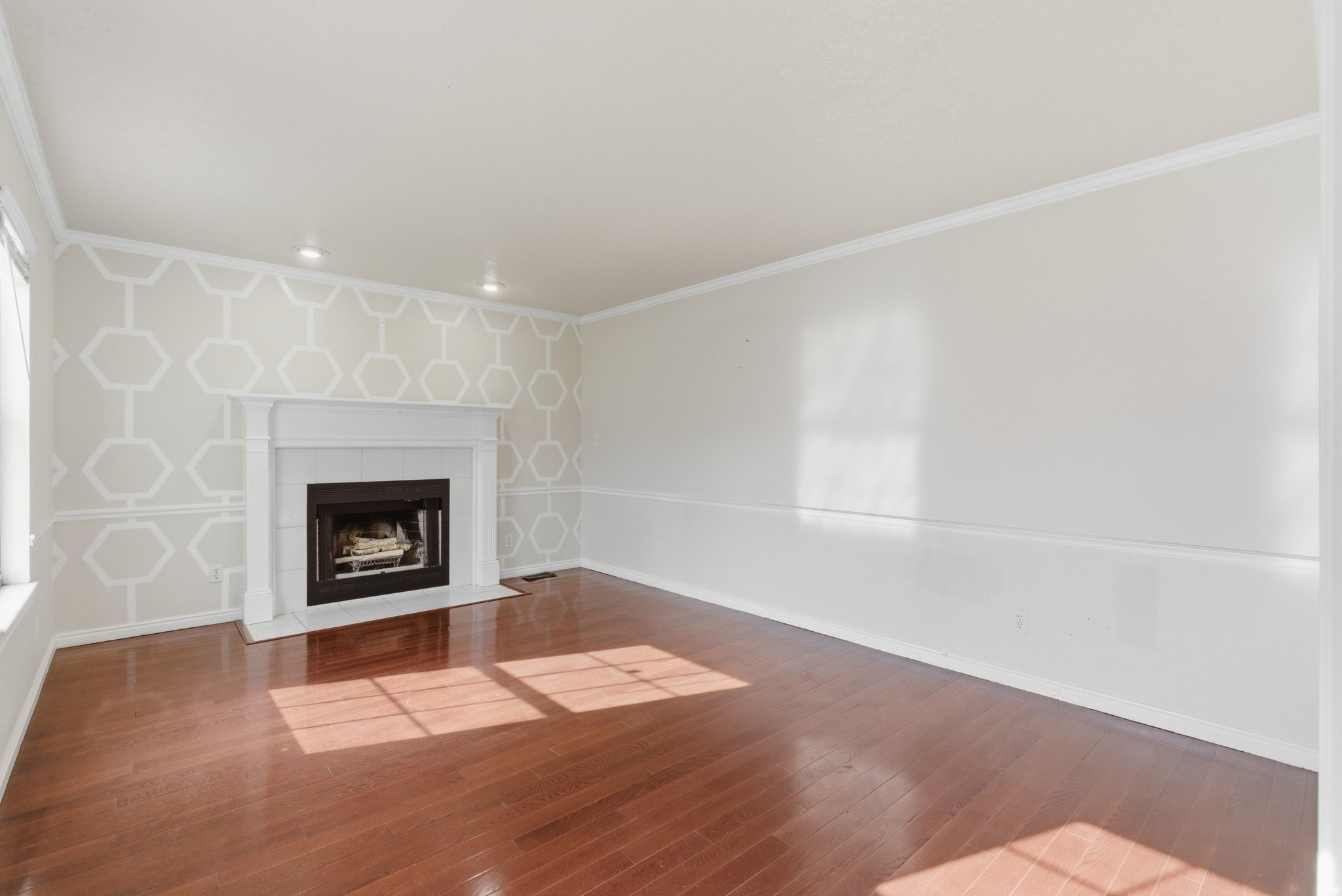 407 N 2150 W