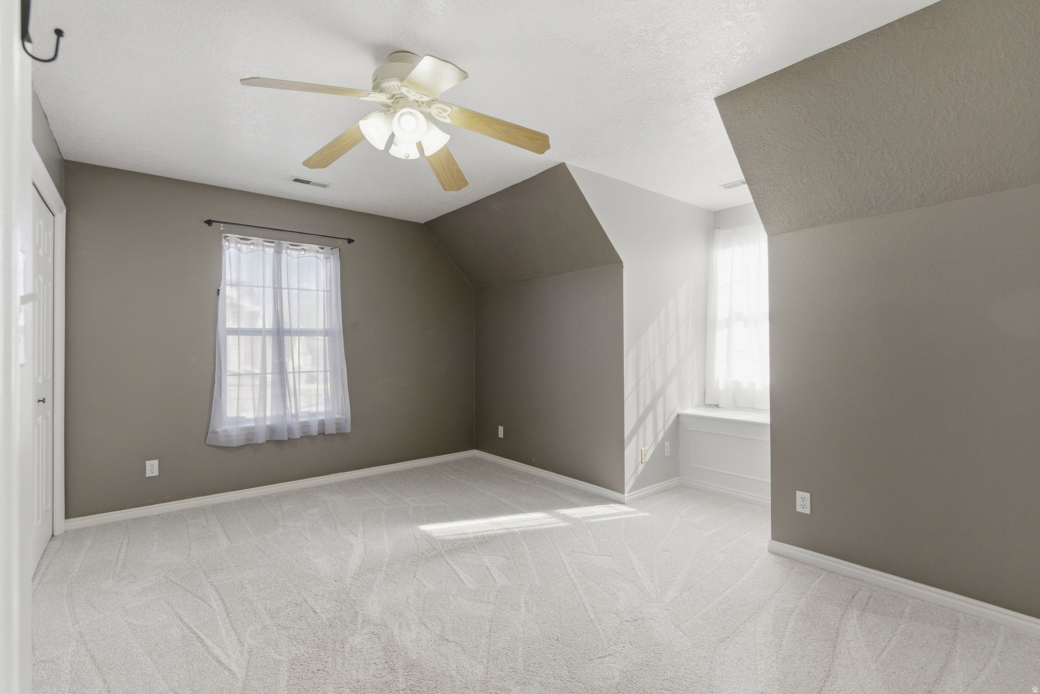 407 N 2150 W