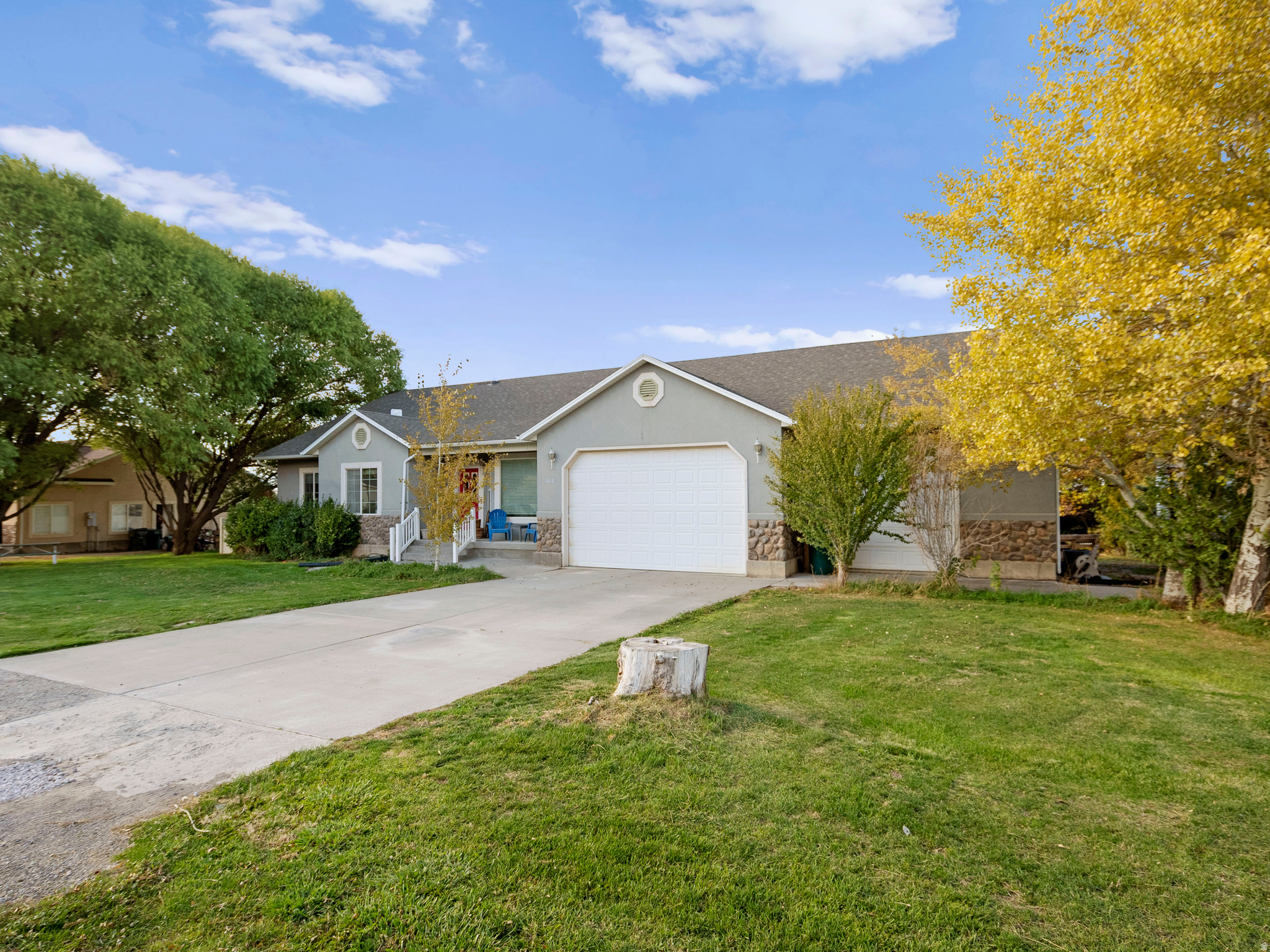 1010 S ANNA EKINS MEMORIAL LN