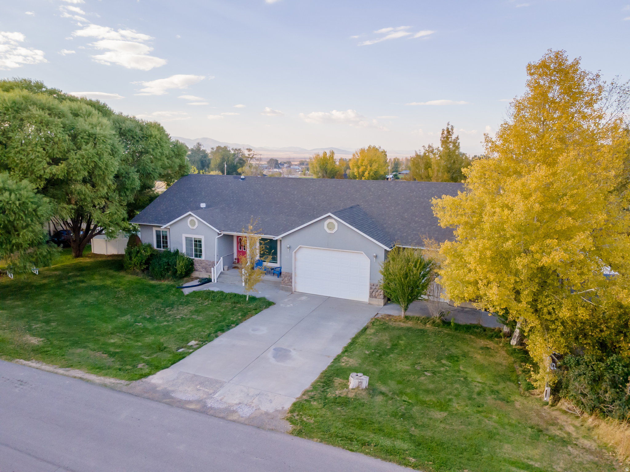 1010 S ANNA EKINS MEMORIAL LN