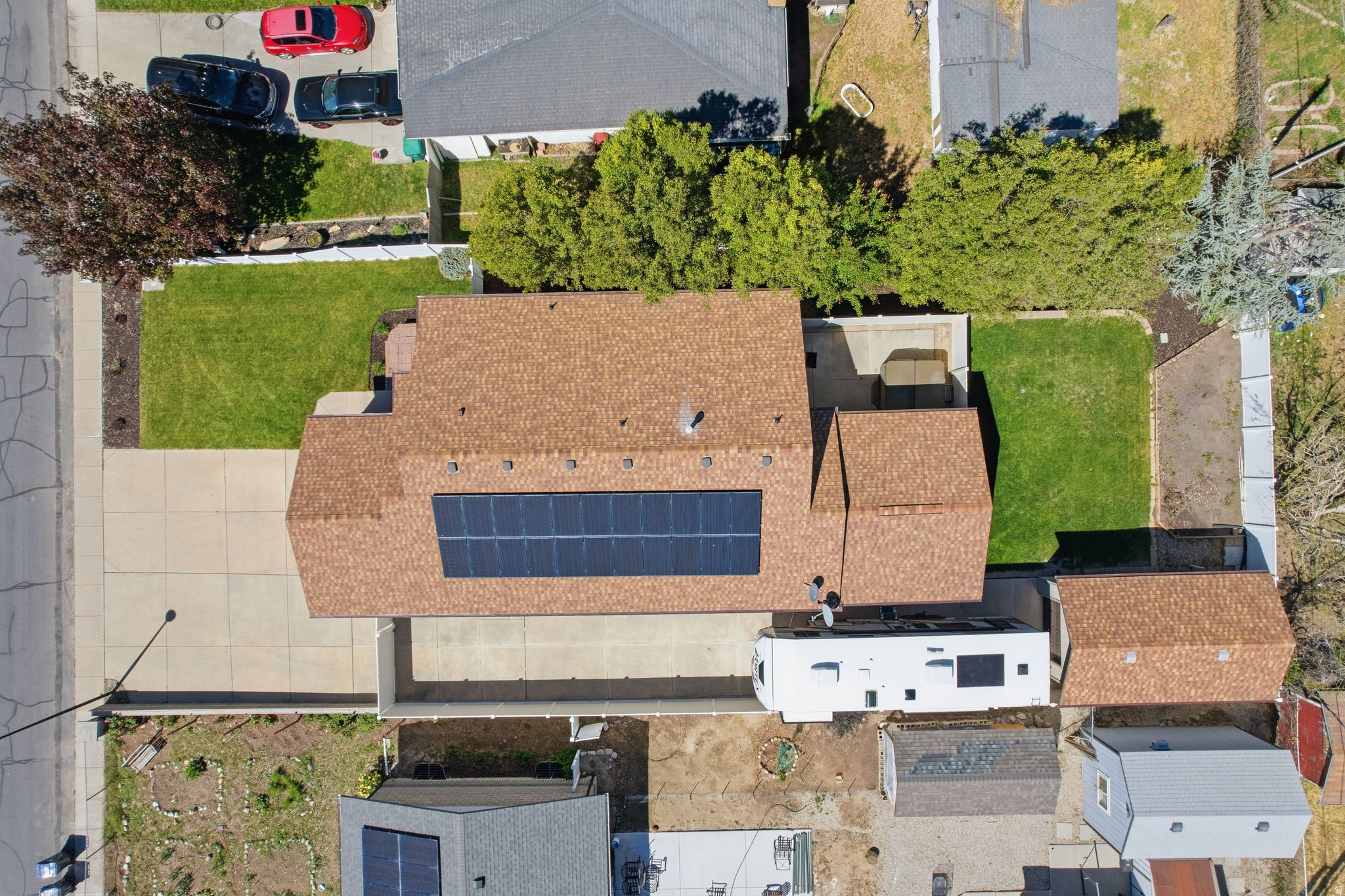 90 W COTTAGE AVE