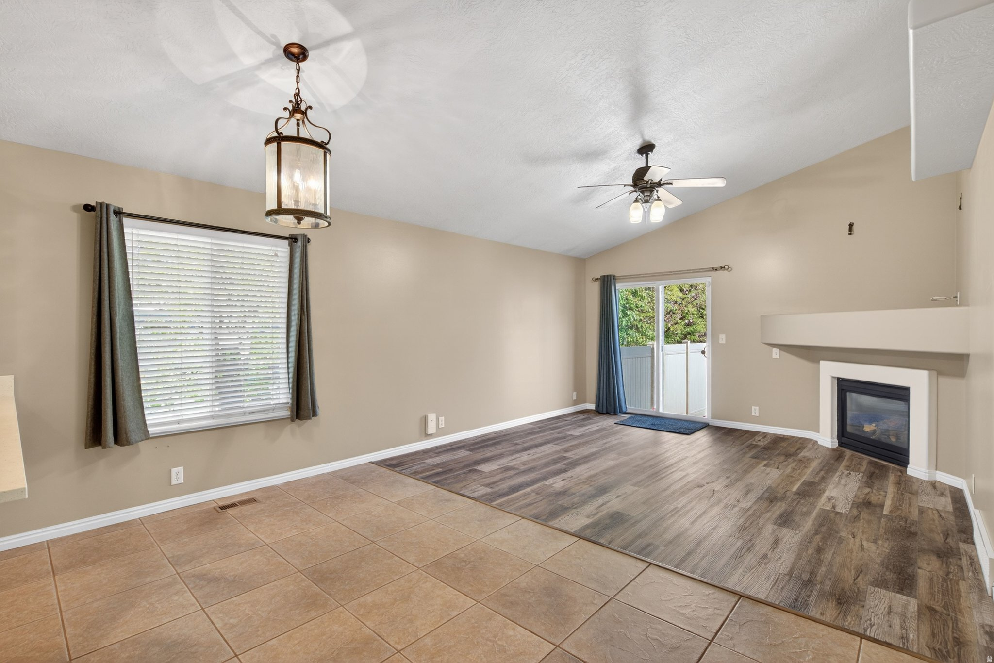 90 W COTTAGE AVE