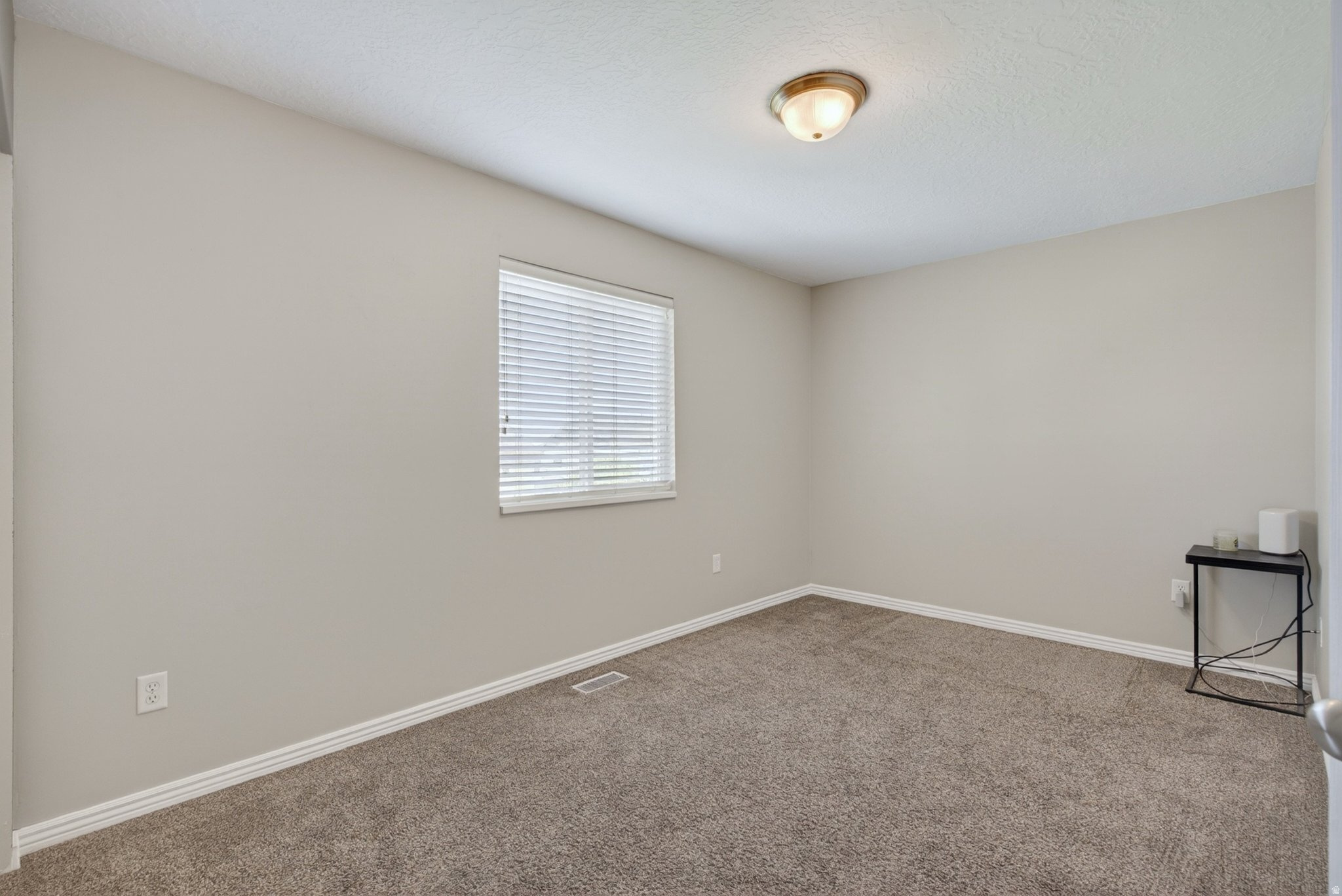 2151 N 130 W