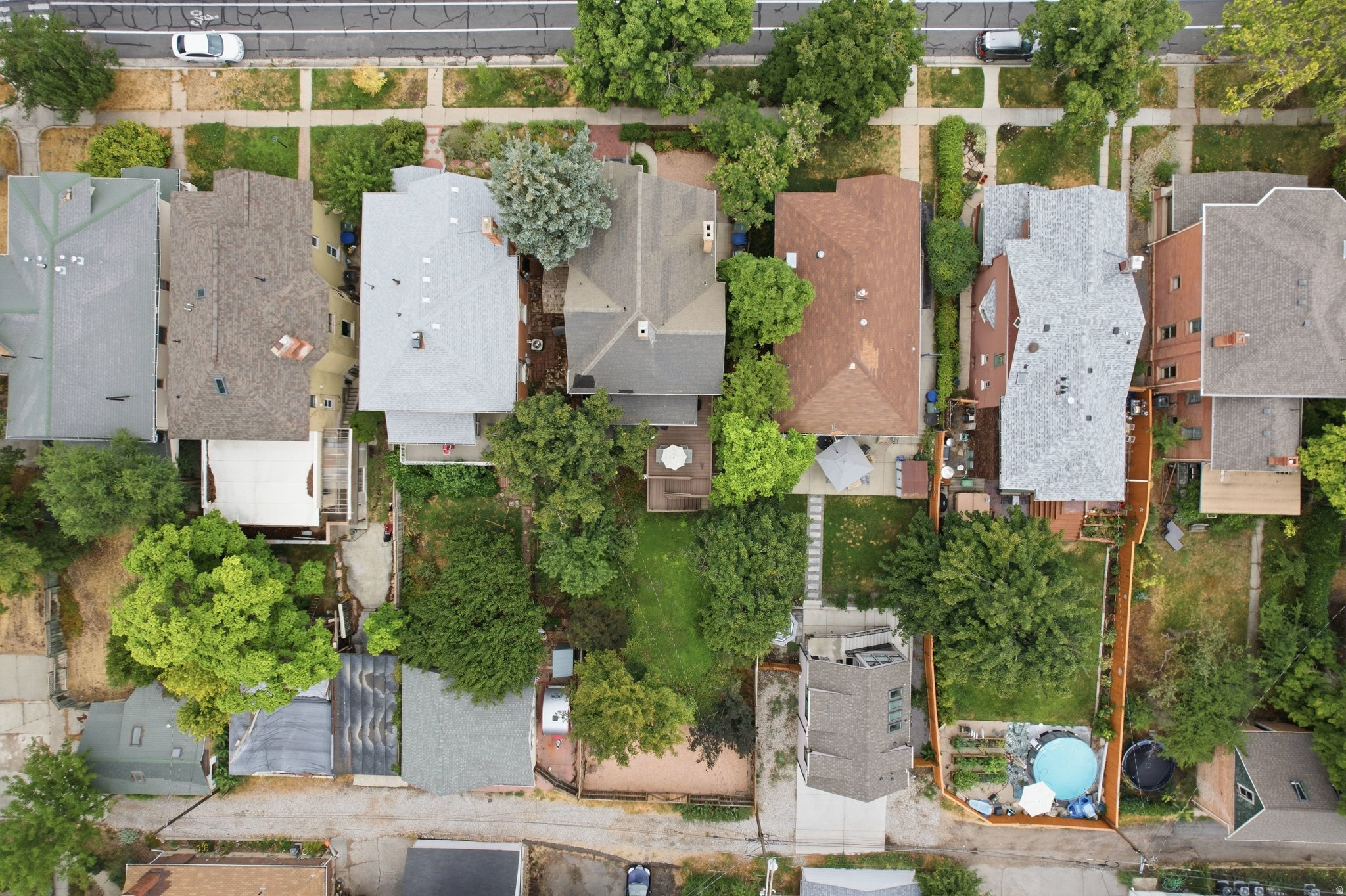 1068 E 3RD AVE
