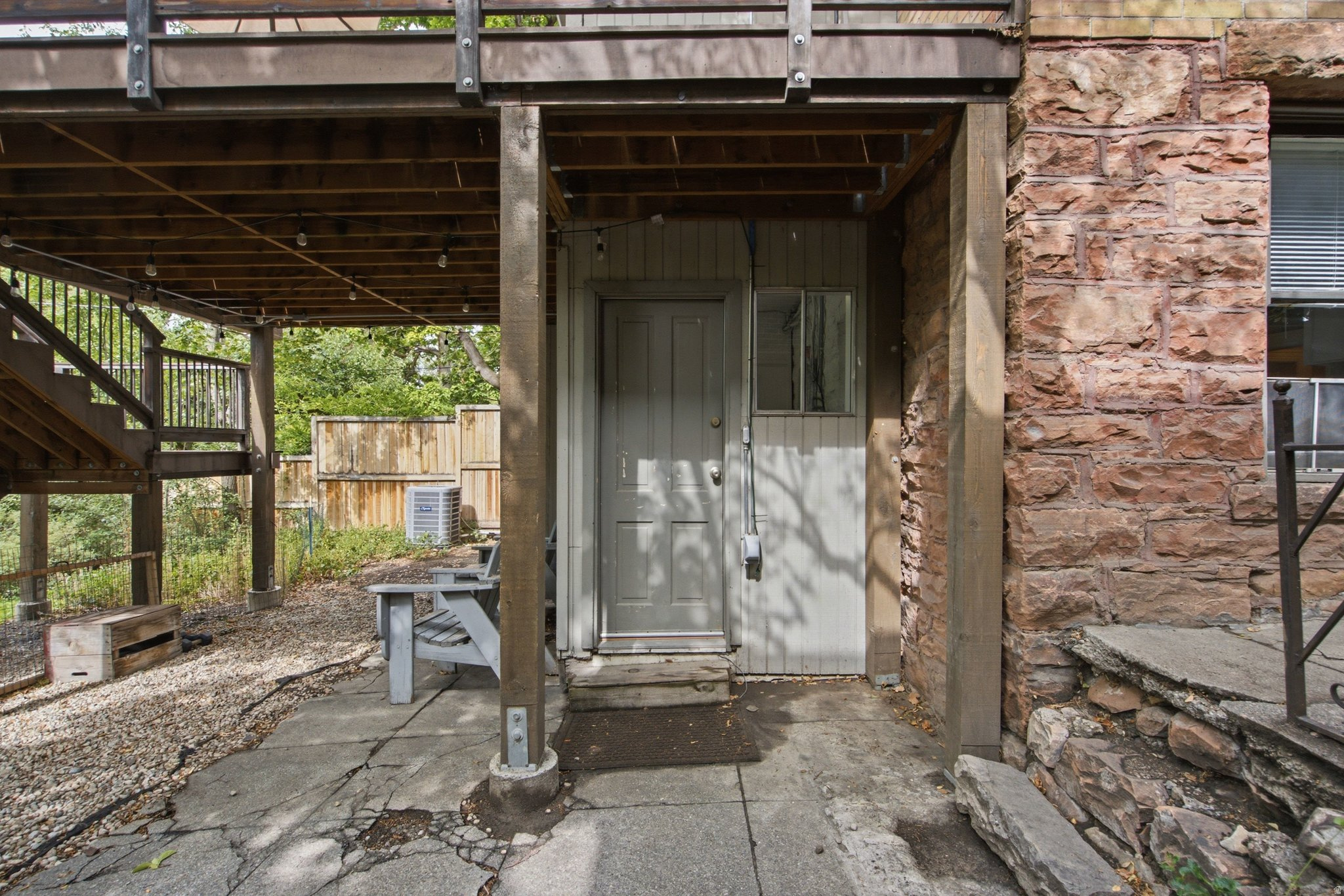 1068 E 3RD AVE
