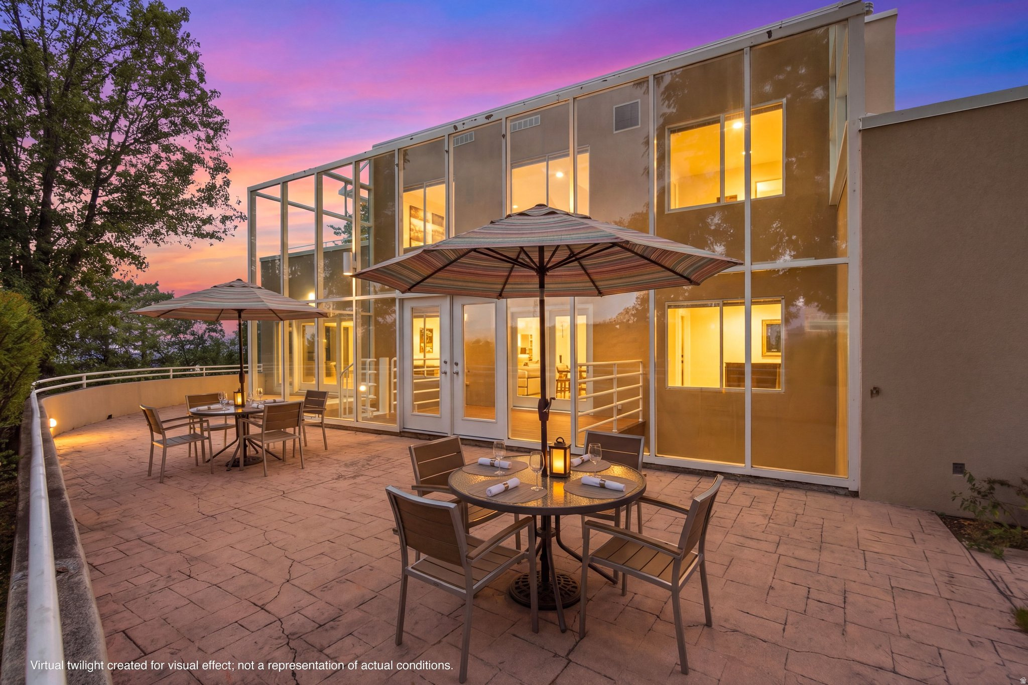 1704 E FORT DOUGLAS CIR