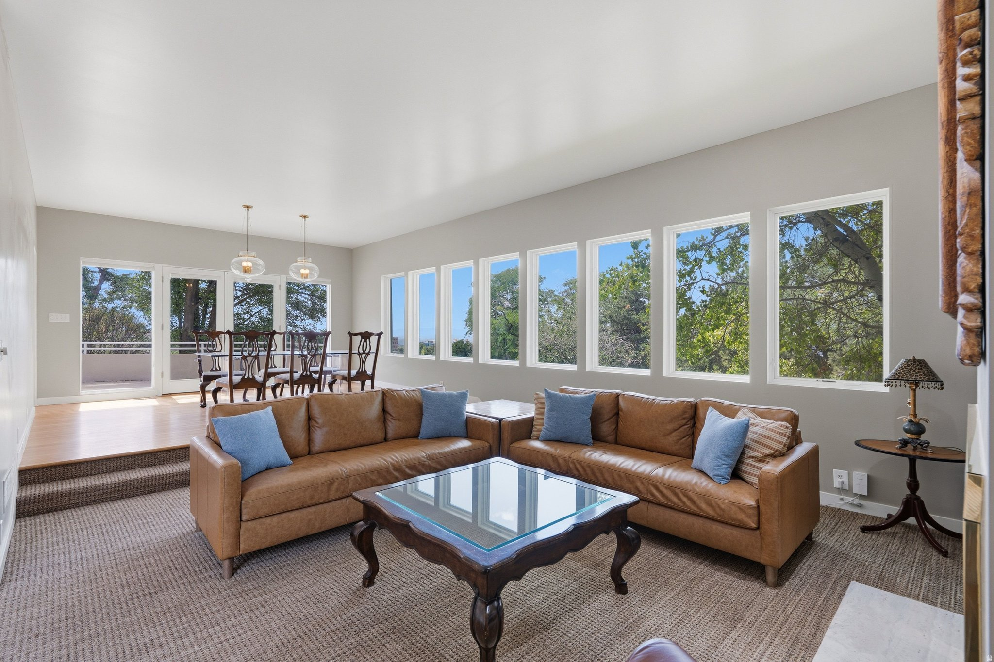 1704 E FORT DOUGLAS CIR