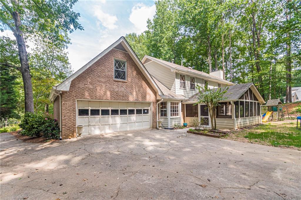 2068 Mountain Creek Road