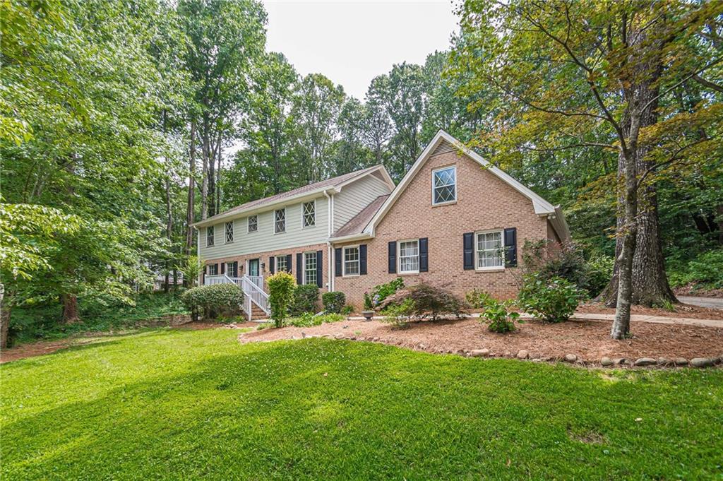 2068 Mountain Creek Road