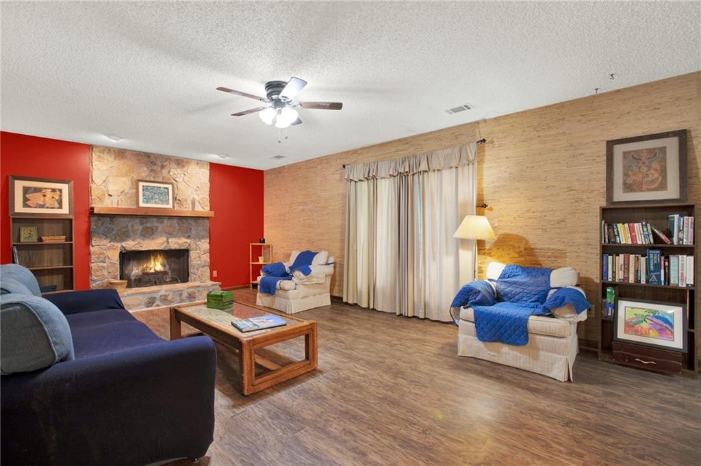 2688 Shadow Bluff Drive NE