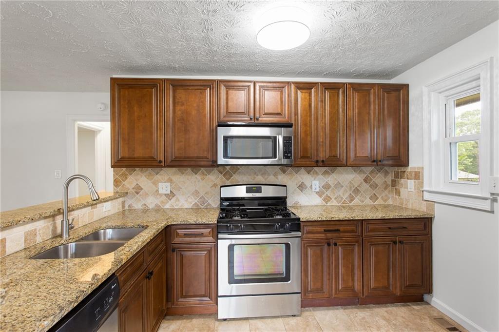 860 Frances Drive SE