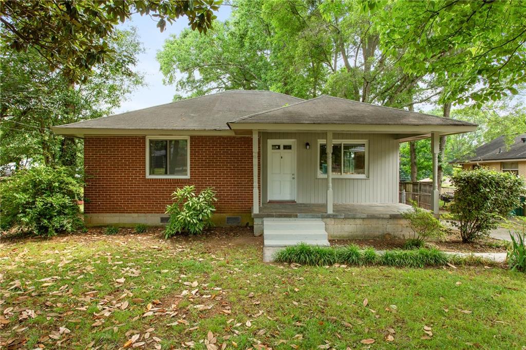 860 Frances Drive SE