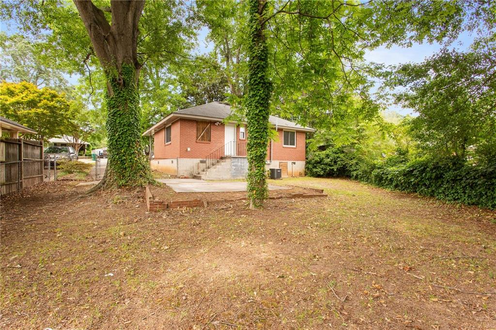 860 Frances Drive SE