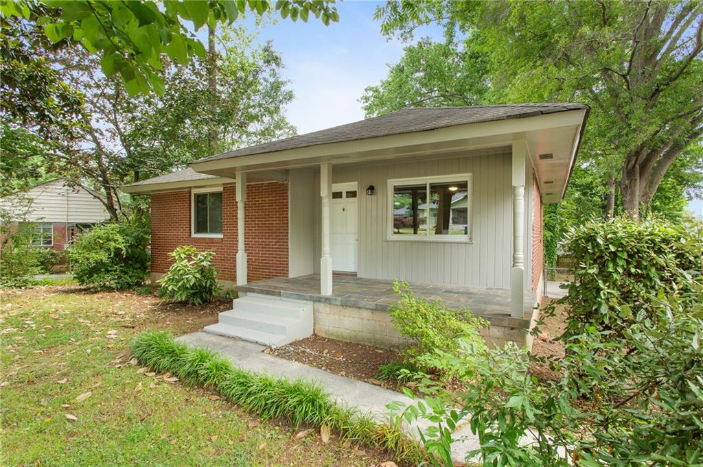 860 Frances Drive SE