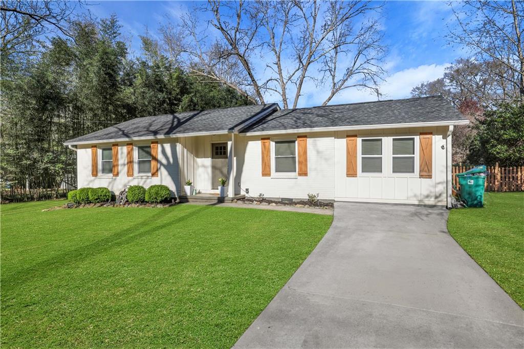 3096 Highland Drive SE