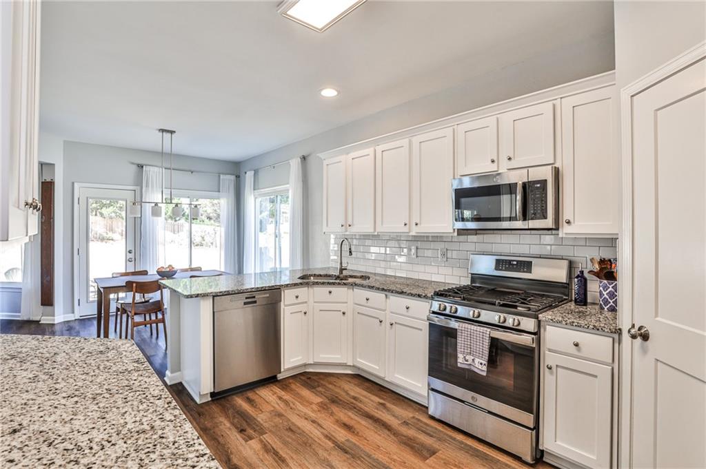 3910 Concord Walk Drive SE