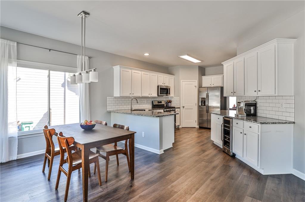 3910 Concord Walk Drive SE
