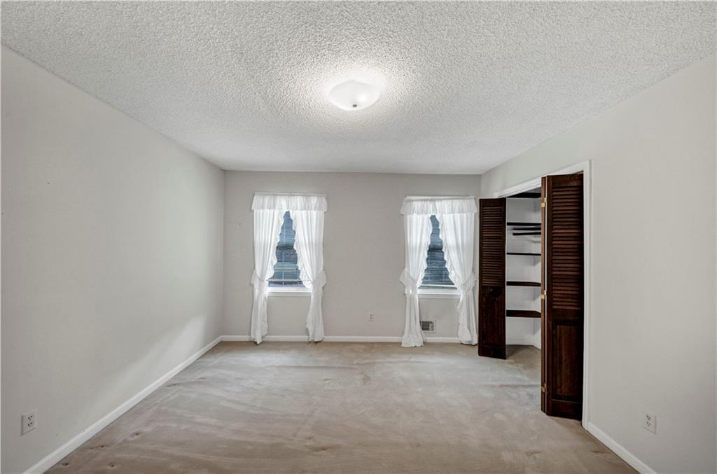 101 Early Parkway Drive SE