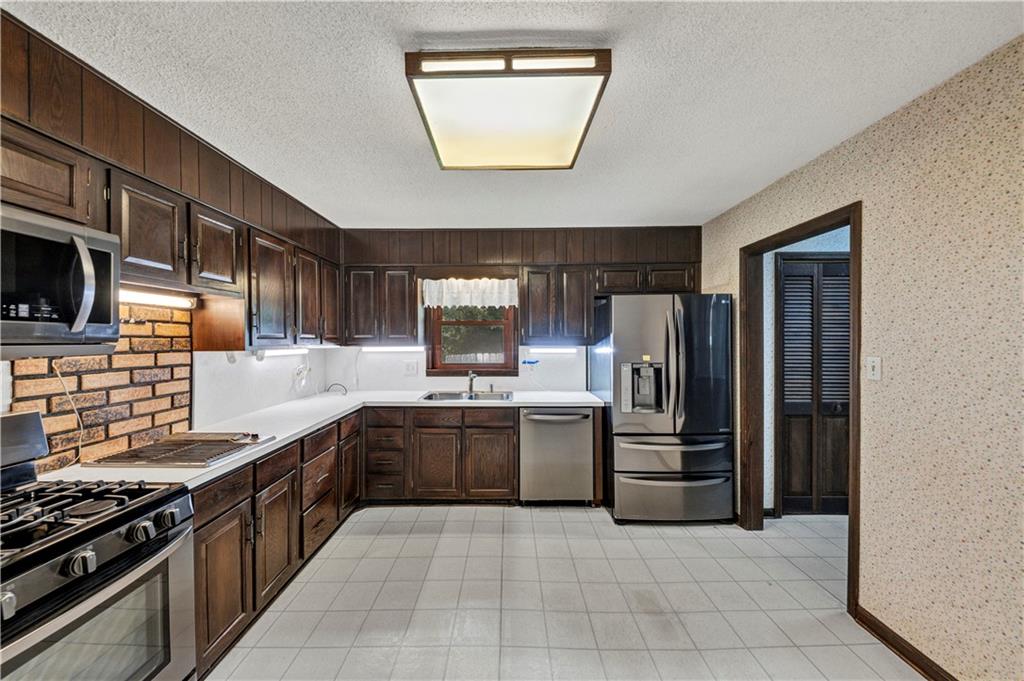 101 Early Parkway Drive SE