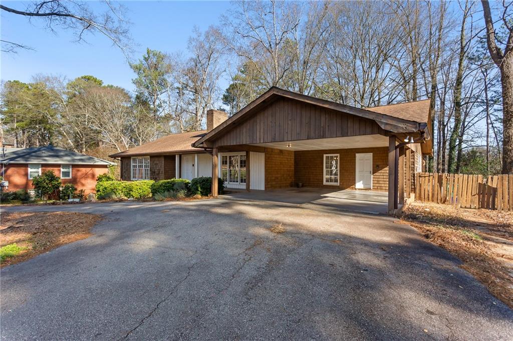 3355 Pinetree Drive SE