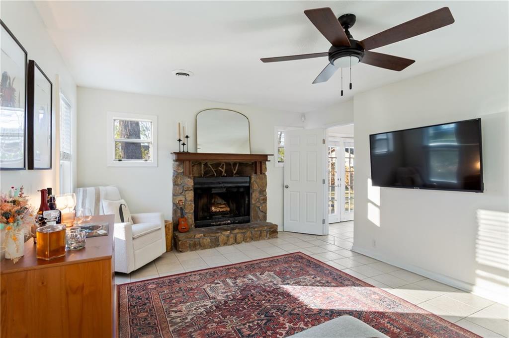 1060 McLinden Avenue SE