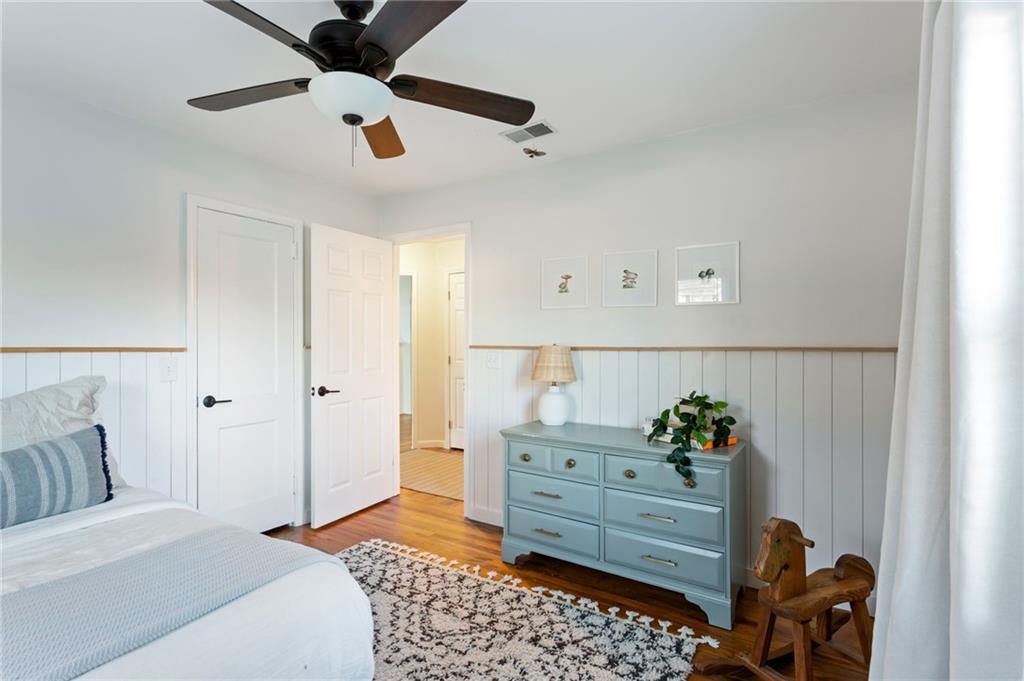 1060 McLinden Avenue SE